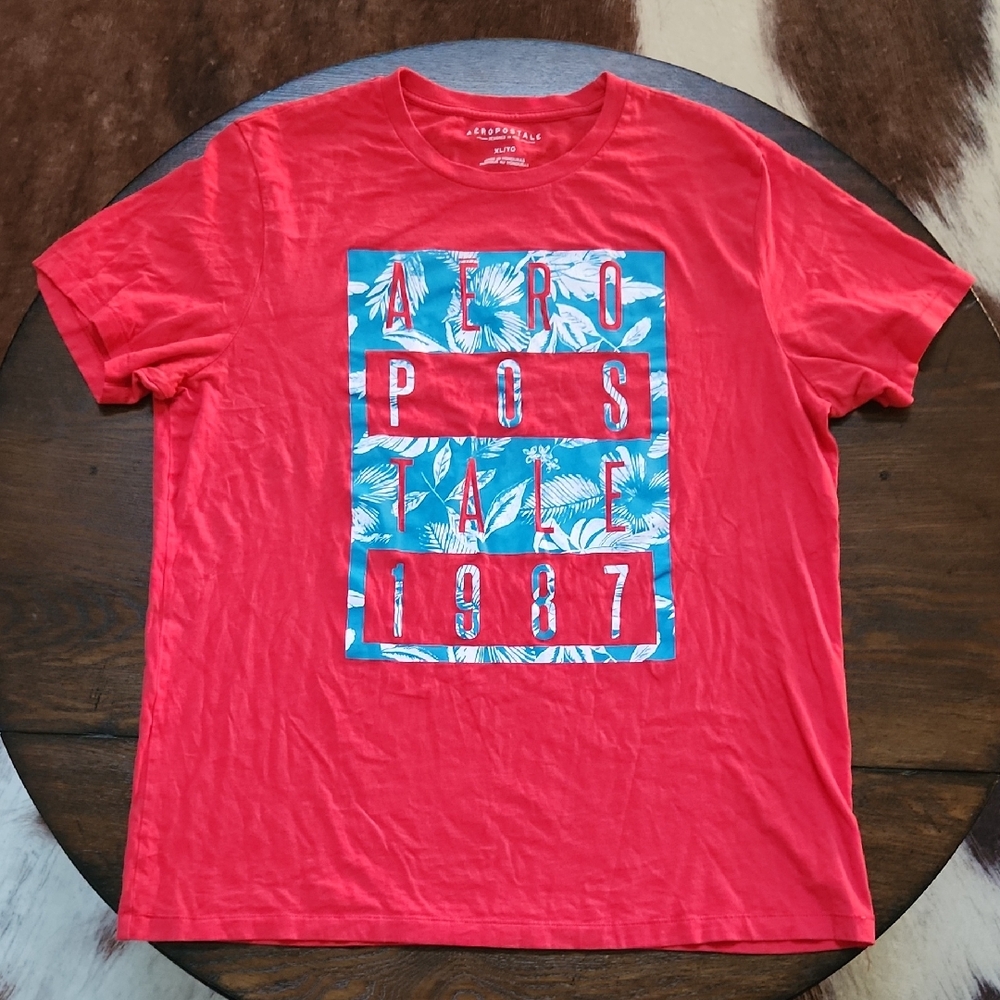 Aeropostale Men’s Coral Red Graphic Short-Sleeve Tee